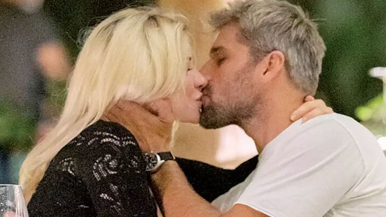 Τα καυτά φιλιά του Αλέξη Παππά με τη σύντροφό του Αlessia στο Dubai